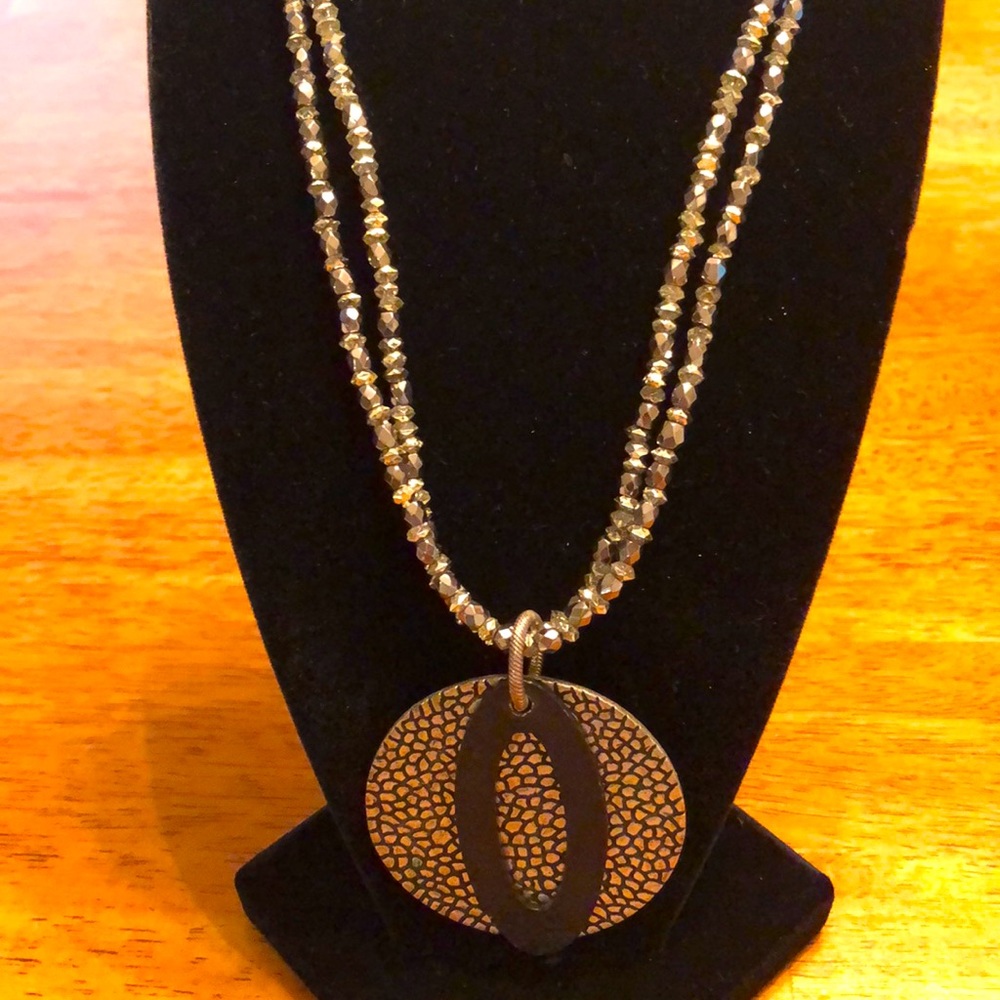 ⭐️Chico’s Pendant Necklace ⭐️